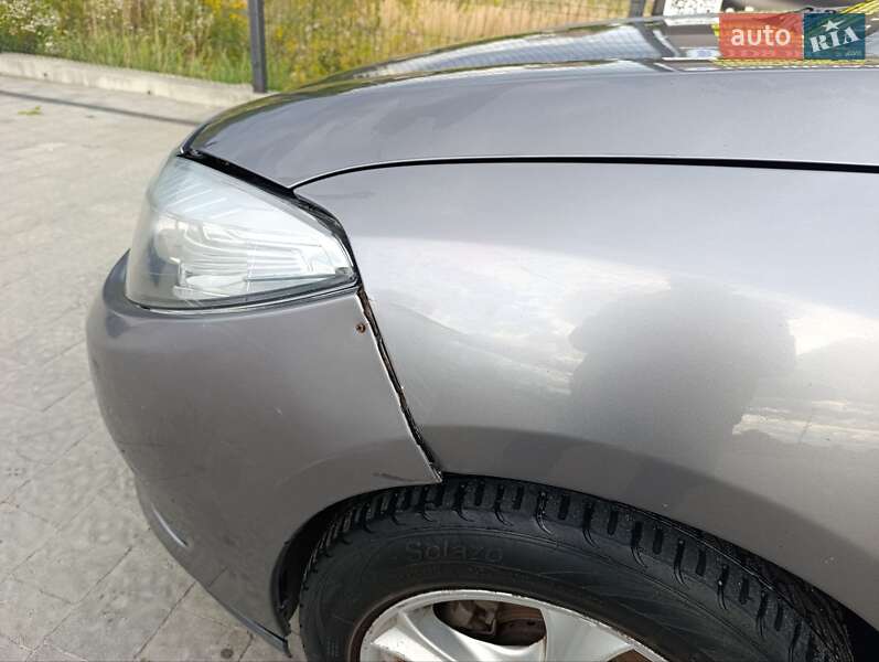 Седан Renault Fluence 2013 в Львові