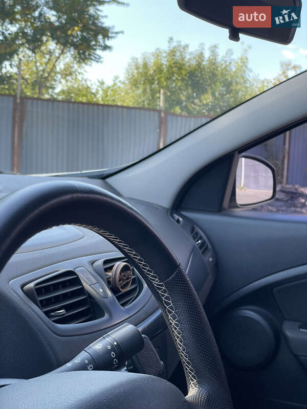 Седан Renault Fluence 2013 в Одессе фото 19 Седан Renault Fluence 2013 в Одессе