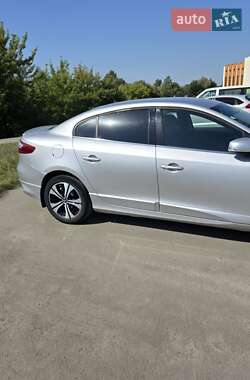 Седан Renault Fluence 2012 в Нетешине
