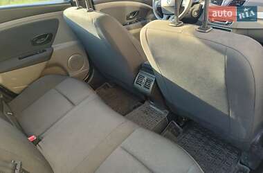 Седан Renault Fluence 2011 в 