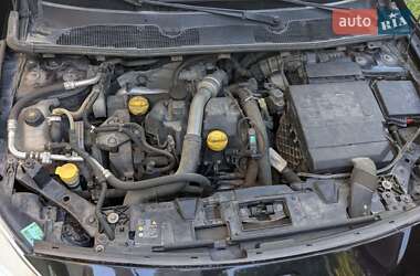 Седан Renault Fluence 2012 в 