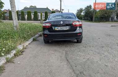 Седан Renault Fluence 2012 в 