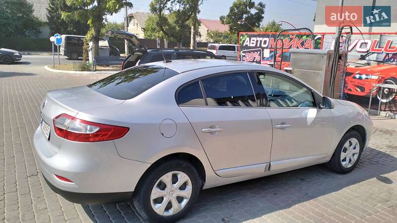 Седан Renault Fluence 2011 в Ивано-Франковске фото 18 Седан Renault Fluence 2011 в Ивано-Франковске