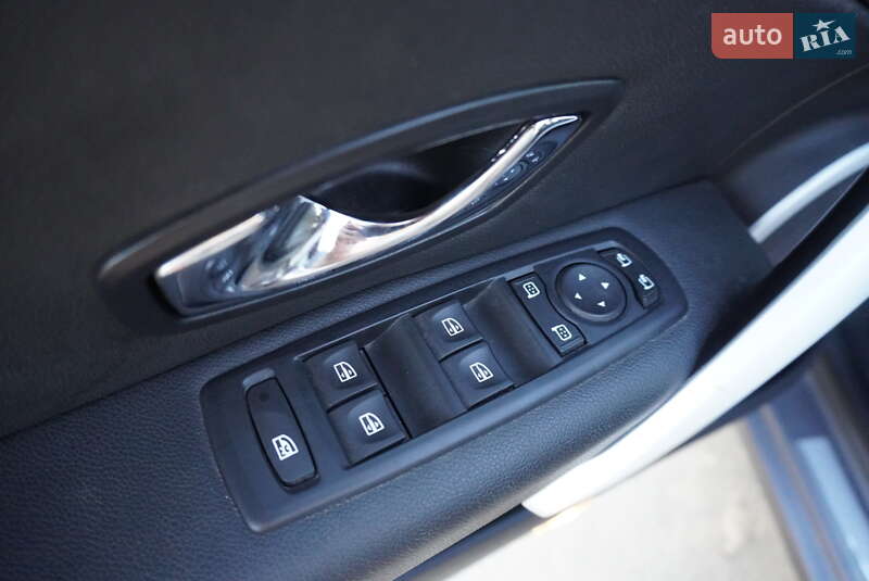 Седан Renault Fluence 2012 в Рівному