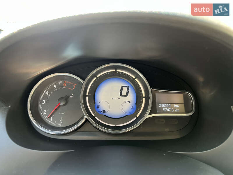 Седан Renault Fluence 2016 в Киеве