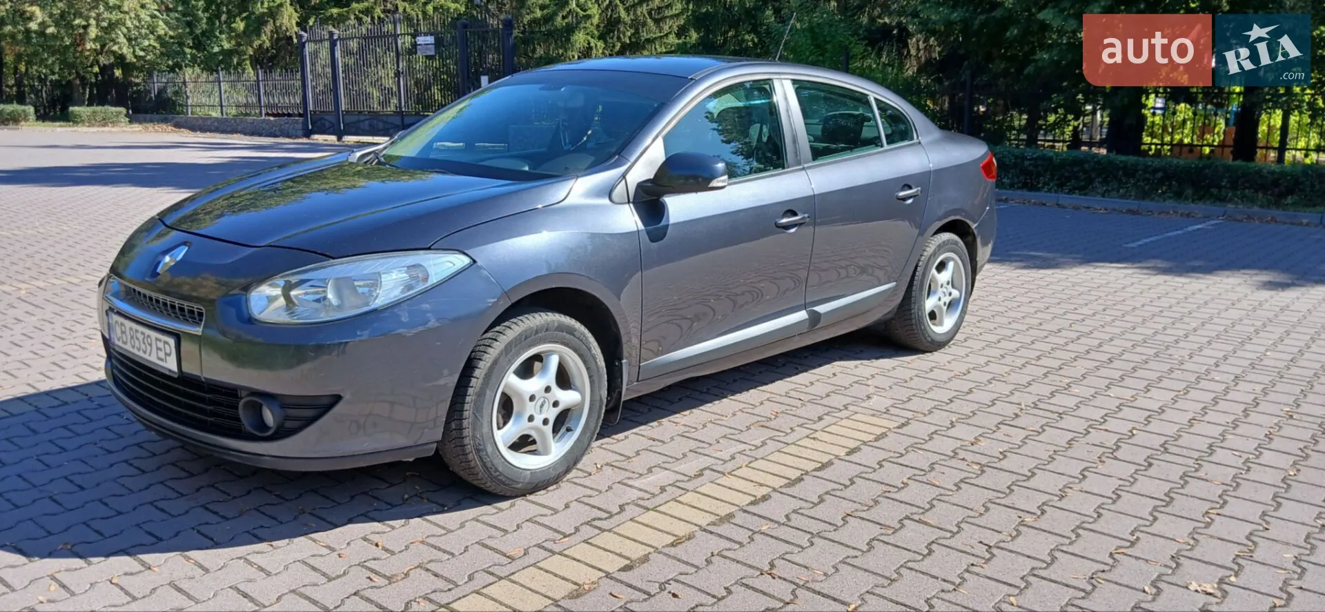 2011 Renault Fluence - мініатюра 14