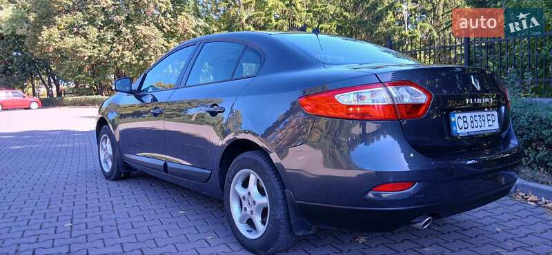 Седан Renault Fluence 2011 в Миргороде