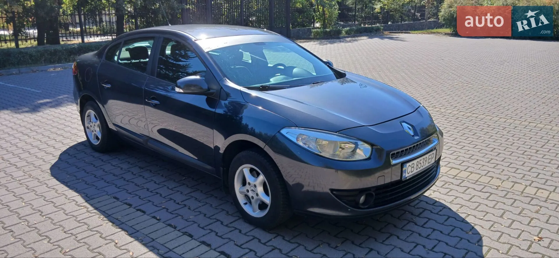2011 Renault Fluence - мініатюра 23