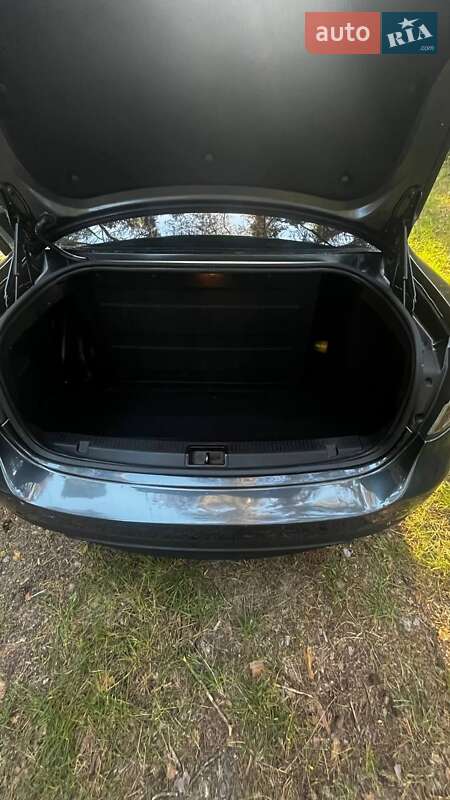 Седан Renault Fluence 2013 в Звягеле