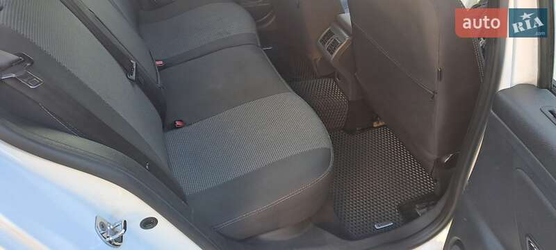 Седан Renault Fluence 2012 в Киеве