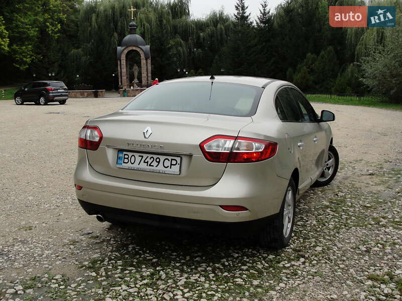 Седан Renault Fluence 2012 в Тернополе