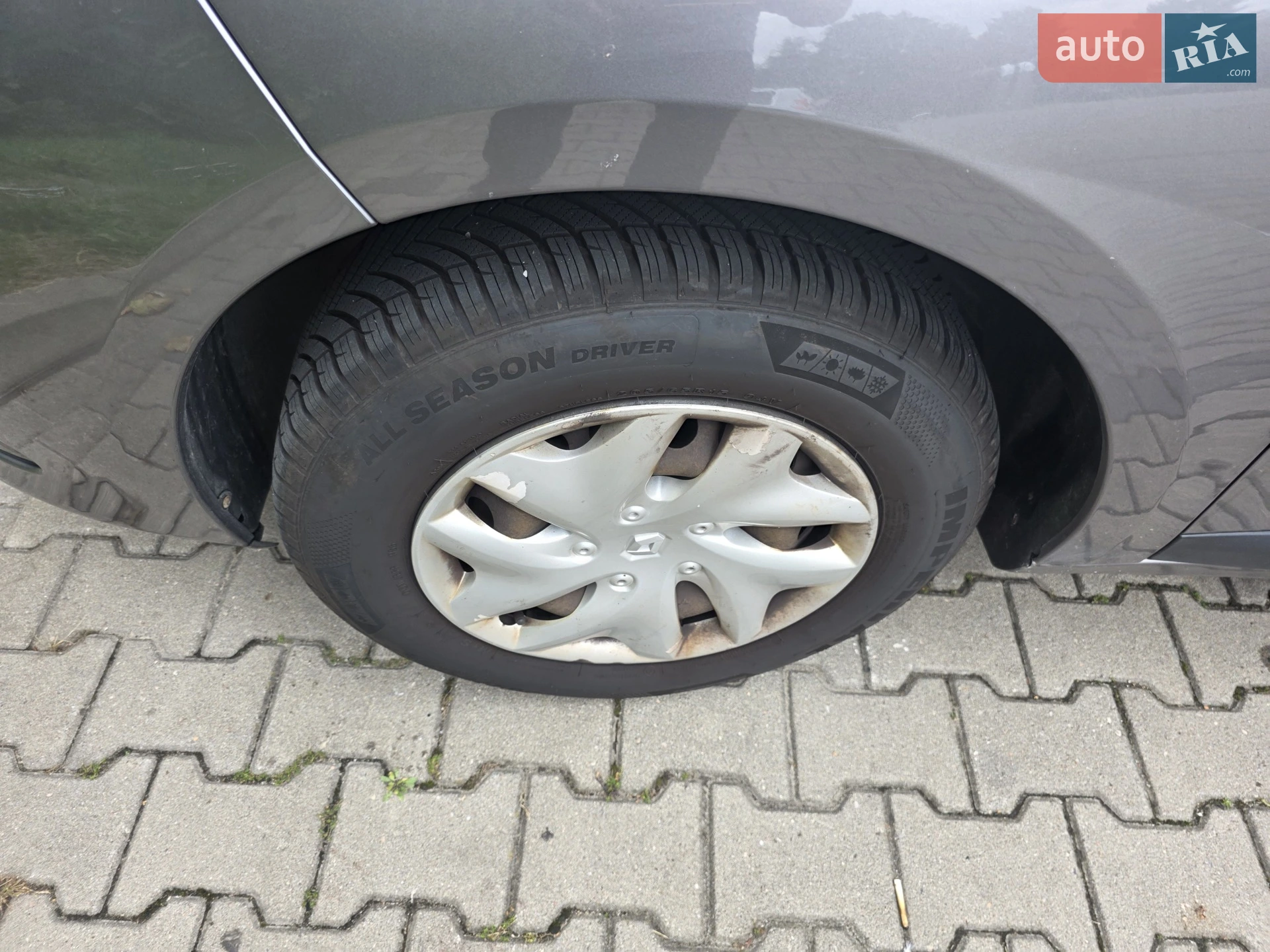 2013 Renault Fluence - мініатюра 12