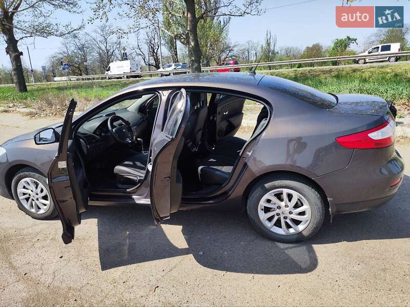 Седан Renault Fluence 2014 в Николаеве