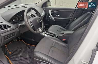 Седан Renault Fluence 2011 в 