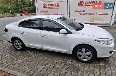 Седан Renault Fluence 2011 в 