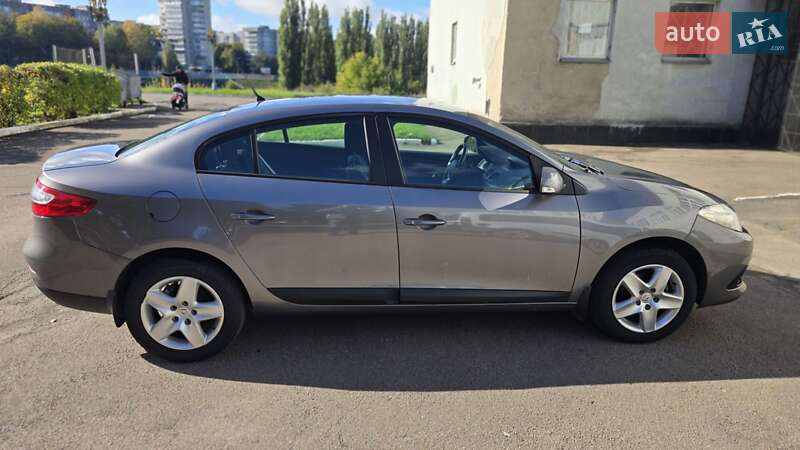 Седан Renault Fluence 2016 в Ровно