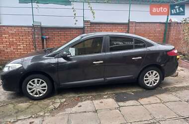 Седан Renault Fluence 2010 в 