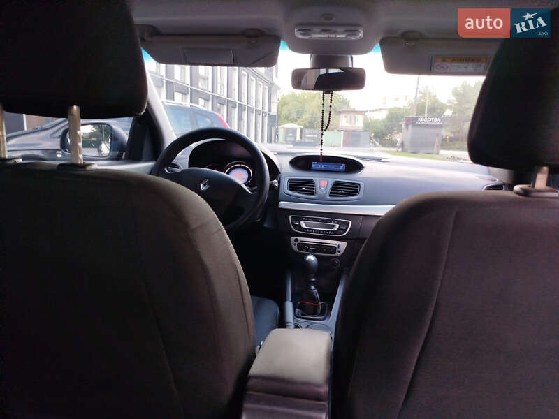 Седан Renault Fluence 2015 в Ивано-Франковске
