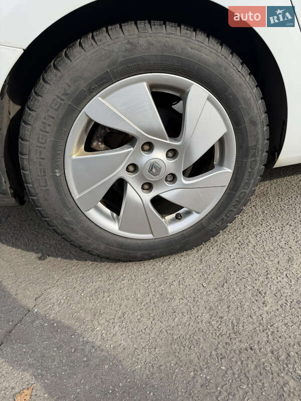 Седан Renault Fluence 2011 в Харькове