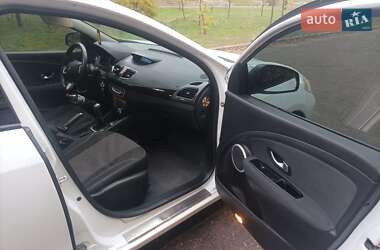 Седан Renault Fluence 2011 в 