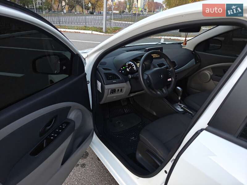 Седан Renault Fluence 2011 в Харкові