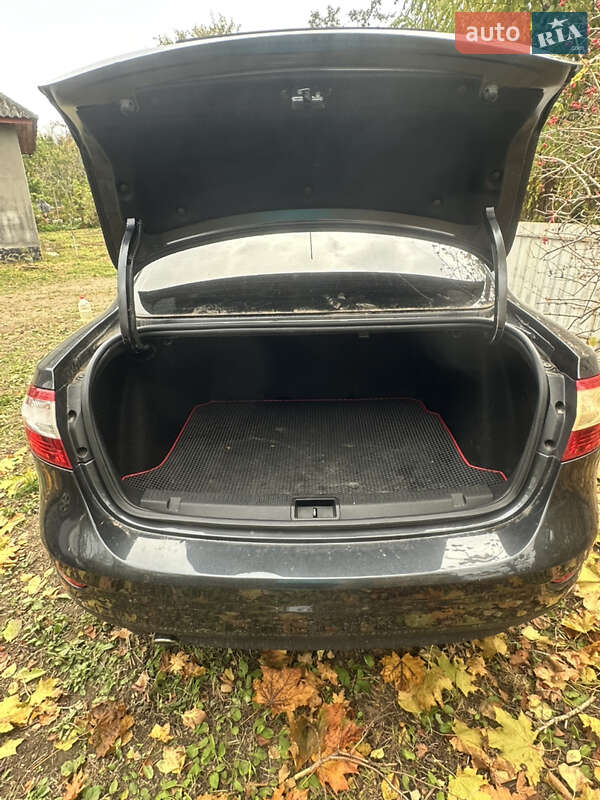 Седан Renault Fluence 2011 в Летичіві