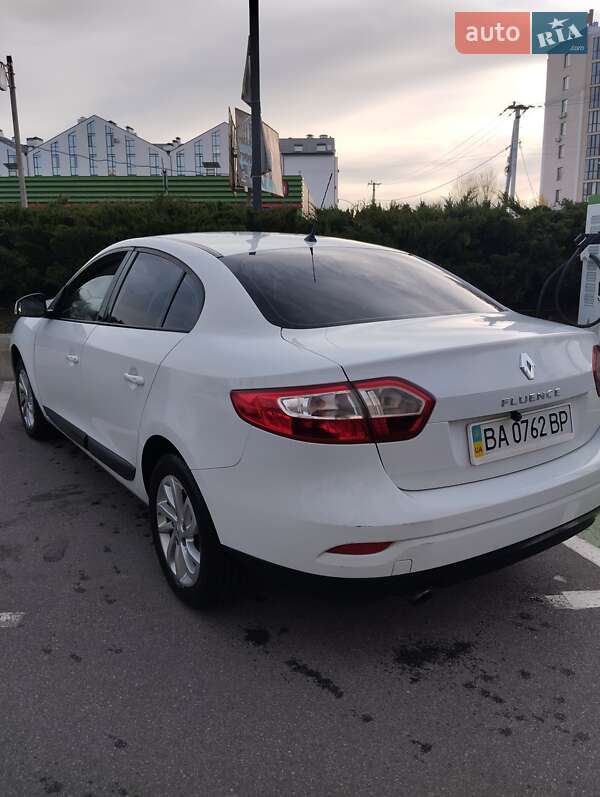 Седан Renault Fluence 2012 в Киеве