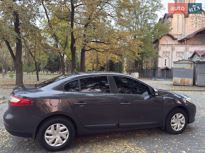 Седан Renault Fluence 2013 в Дніпрі фото 14 Седан Renault Fluence 2013 в Дніпрі