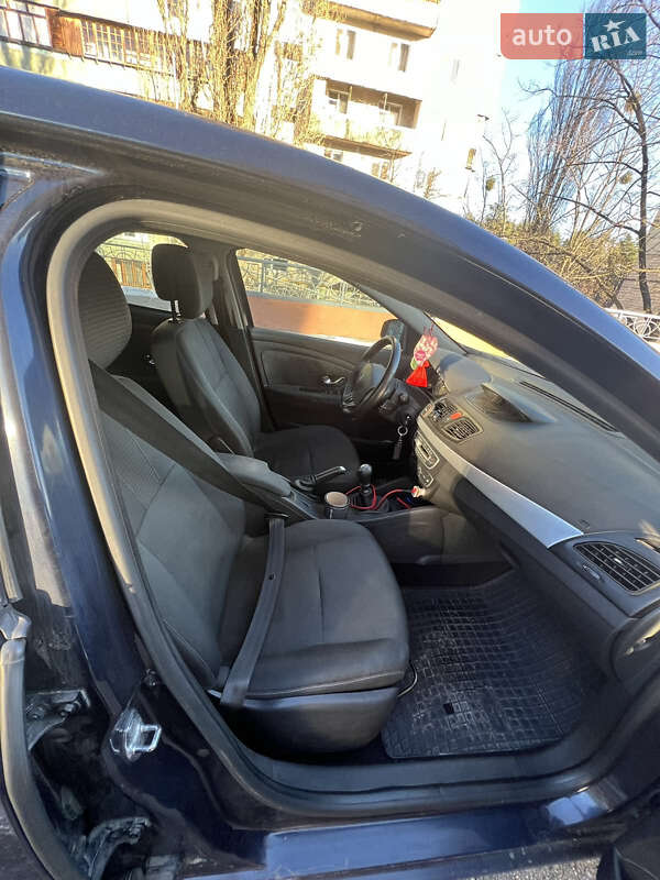 Седан Renault Fluence 2010 в Києві