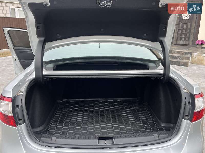 Седан Renault Fluence 2012 в Вінниці фото 29 Седан Renault Fluence 2012 в Вінниці
