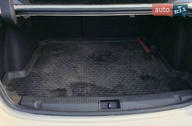 Седан Renault Fluence 2013 в Киеве