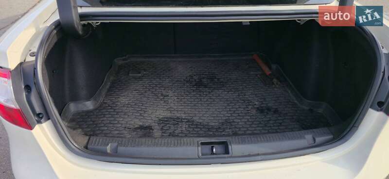 Седан Renault Fluence 2013 в Києві