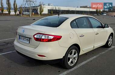 Седан Renault Fluence 2013 в Киеве