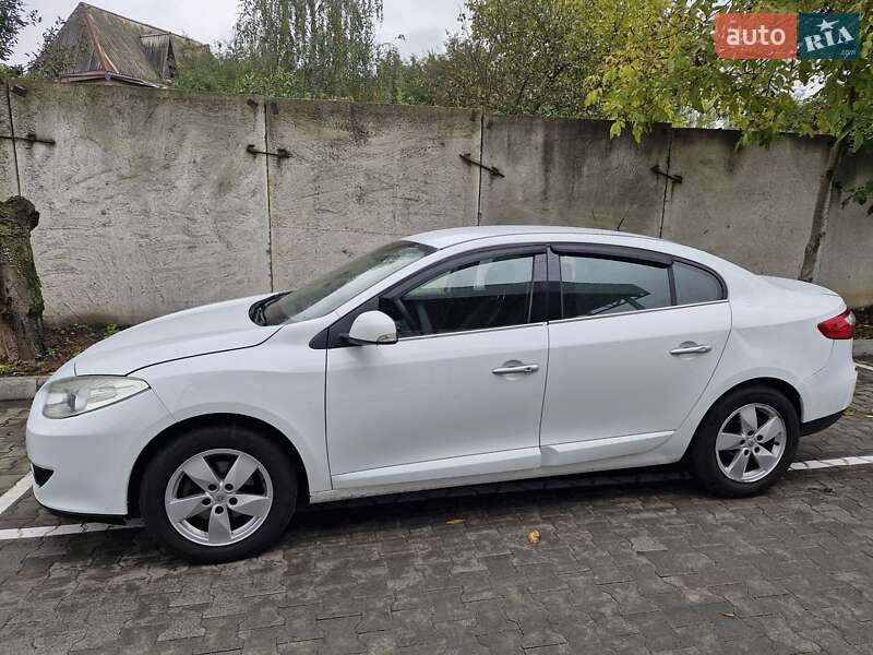 Renault Fluence 2011 Renault Fluence 2011