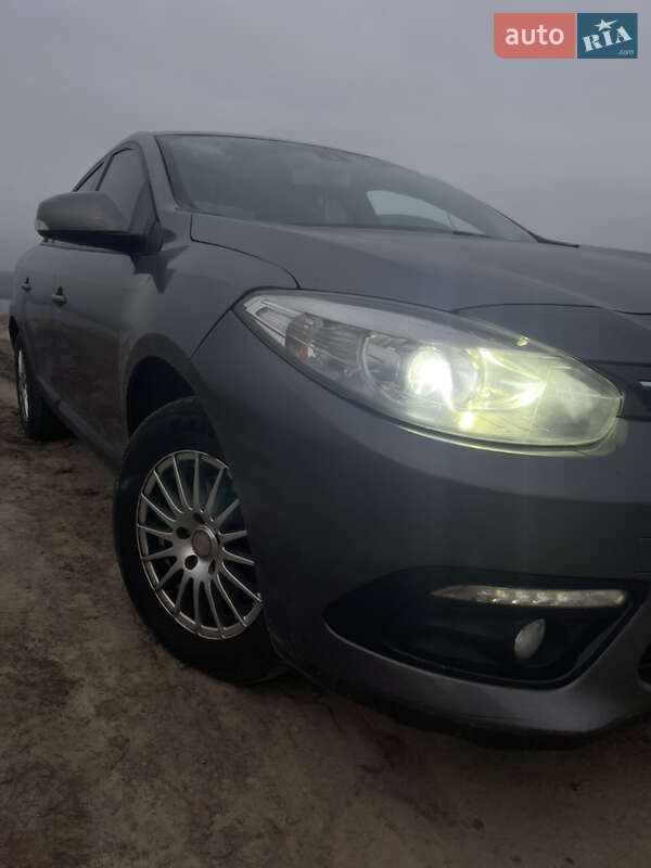 Седан Renault Fluence 2013 в Днепре