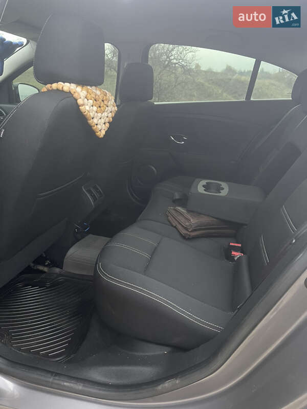 Седан Renault Fluence 2013 в Днепре