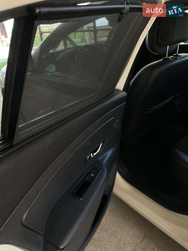 Седан Renault Fluence 2013 в Трускавці