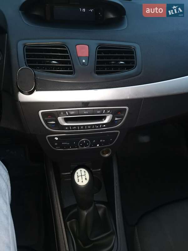 Седан Renault Fluence 2011 в Ворзелі