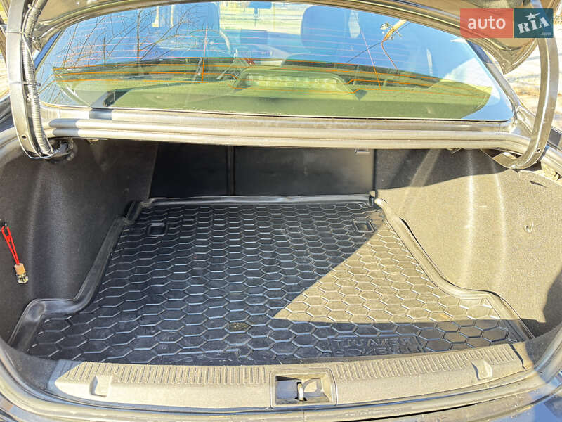 Седан Renault Fluence 2010 в Миколаєві фото 10 Седан Renault Fluence 2010 в Миколаєві