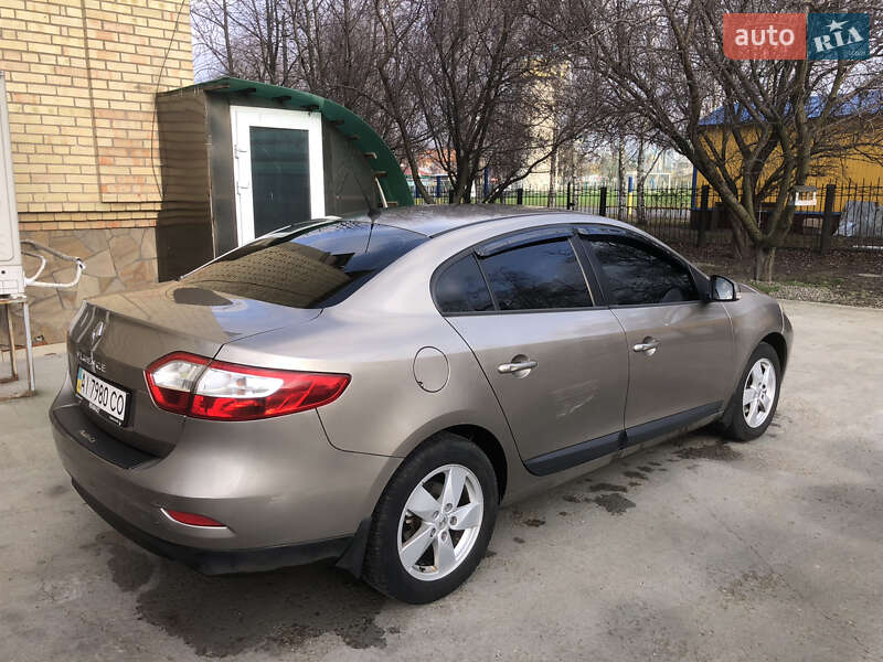 Седан Renault Fluence 2010 в Киеве фото 4 Седан Renault Fluence 2010 в Киеве