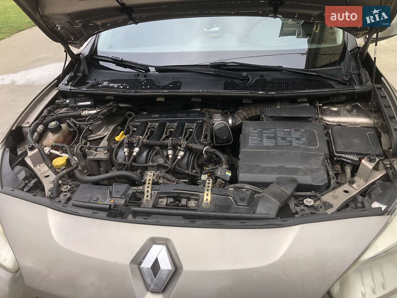 Седан Renault Fluence 2010 в Киеве фото 13 Седан Renault Fluence 2010 в Киеве