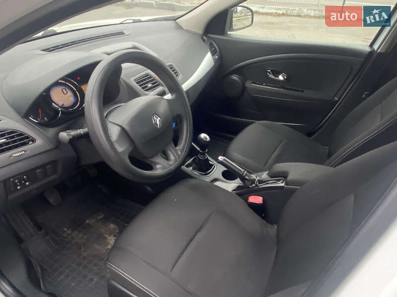 Седан Renault Fluence 2014 в Киеве