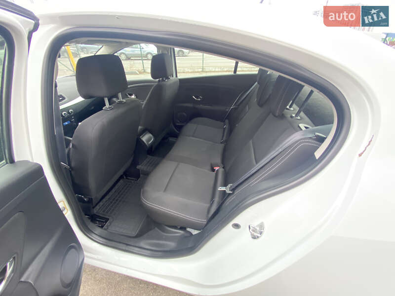 Седан Renault Fluence 2014 в Киеве