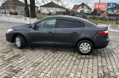 Седан Renault Fluence 2011 в Виноградові