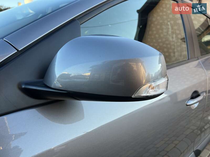 Седан Renault Fluence 2011 в Івано-Франківську