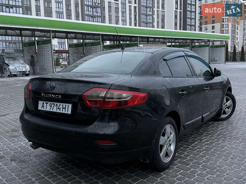 Седан Renault Fluence 2010 в Ивано-Франковске