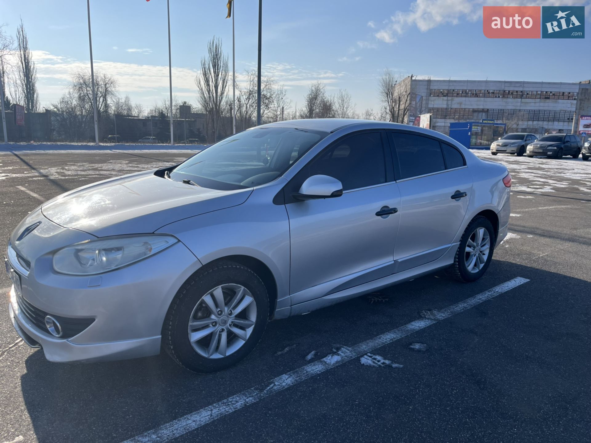 2011 Renault Fluence - мініатюра 3