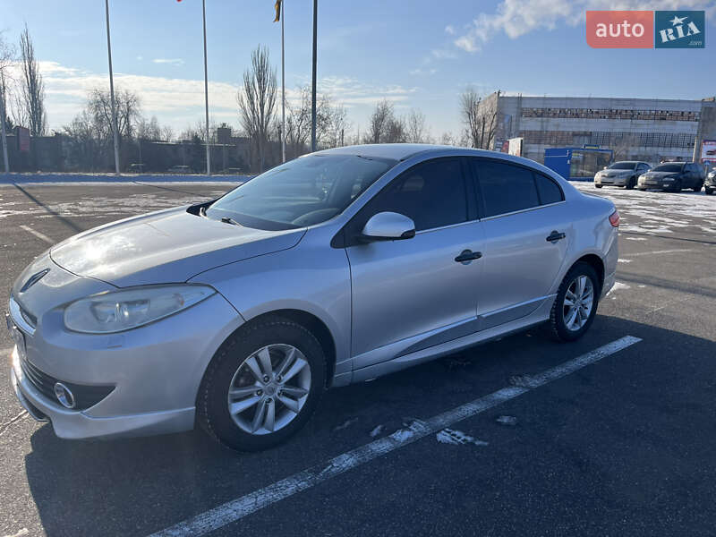 Седан Renault Fluence 2011 в Кривом Роге