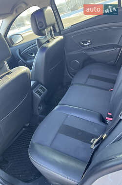 Седан Renault Fluence 2011 в Кривом Роге