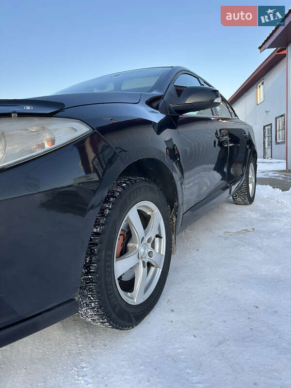 Седан Renault Fluence 2010 в Березному